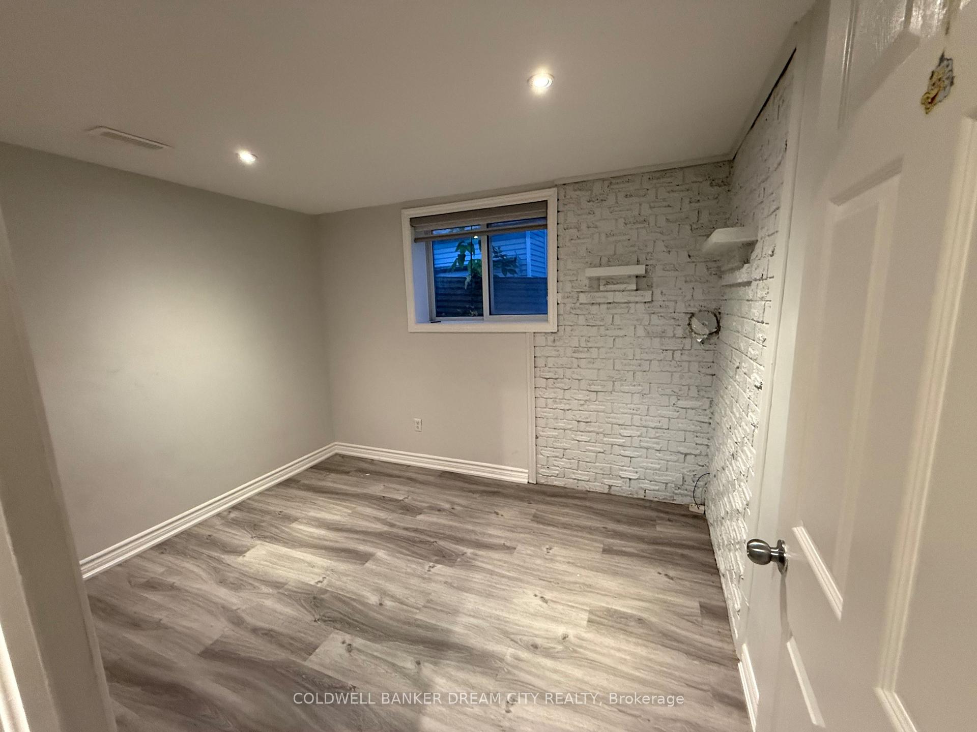 Photo 13 of 234 Erb Street, Waterloo, Fairfield — HOMEH