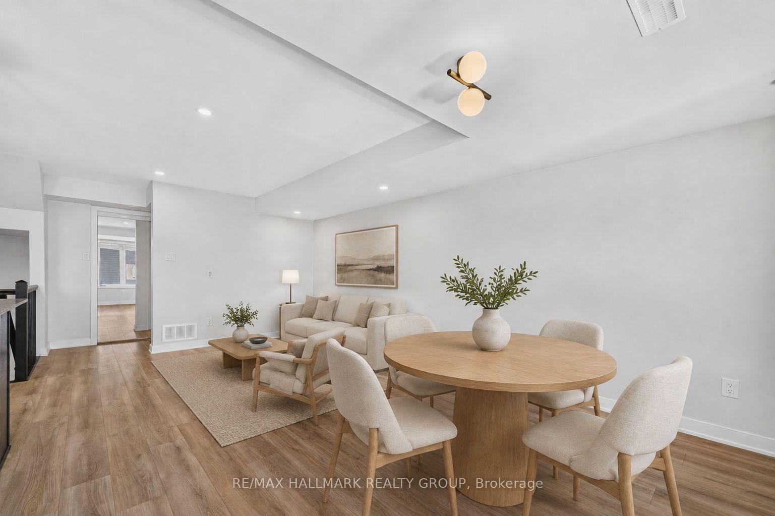 Photo 10 of 575 Takamose Private, Ottawa, CFB Rockcliffe and Area — HOMEH