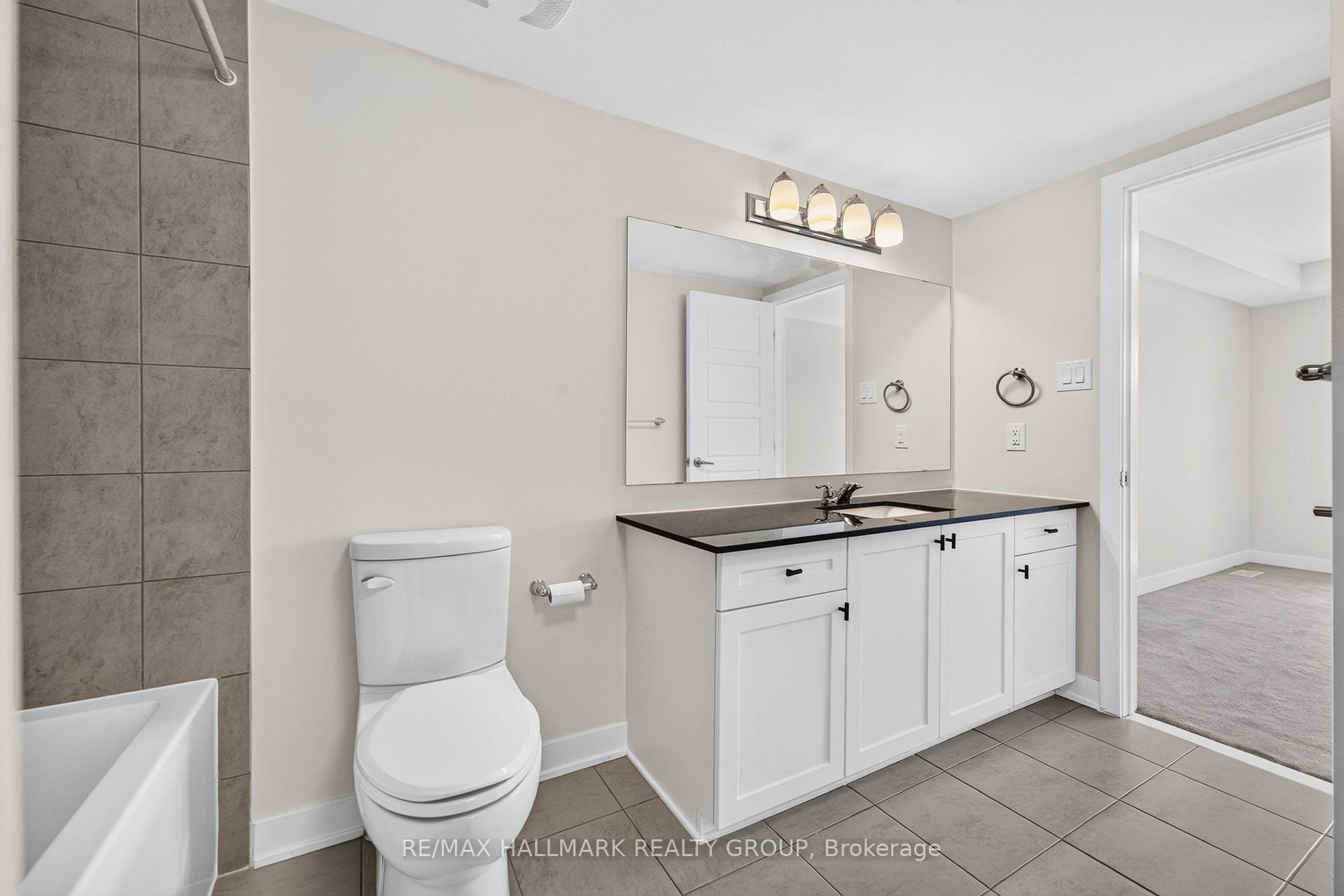 Photo 37 of 575 Takamose Private, Ottawa, CFB Rockcliffe and Area — HOMEH