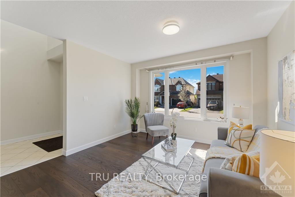 Photo 7 of 328 Mirabeau Terrace, Ottawa, Avalon East — HOMEH