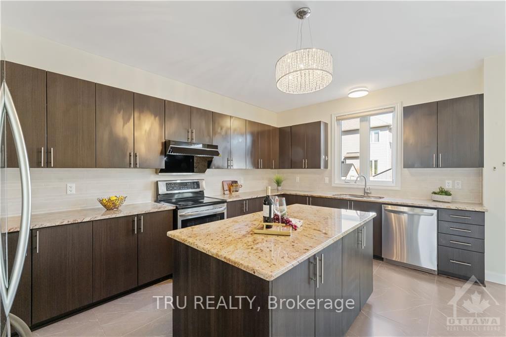 Photo 12 of 328 Mirabeau Terrace, Ottawa, Avalon East — HOMEH