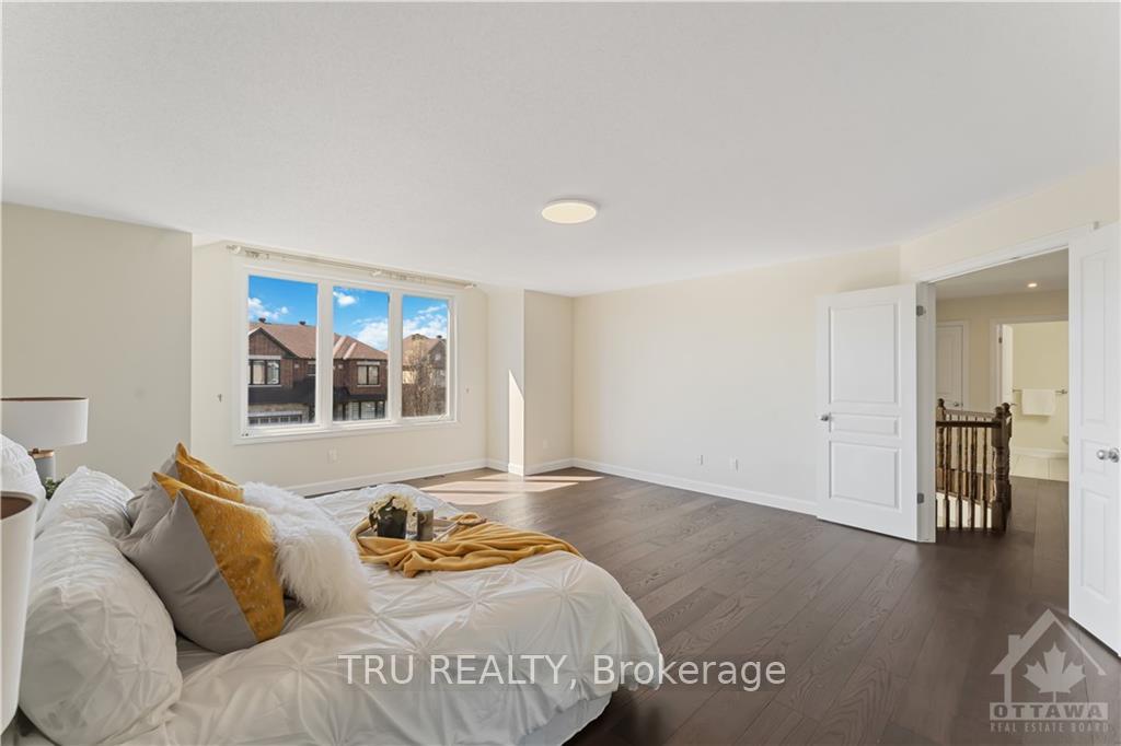 Photo 17 of 328 Mirabeau Terrace, Ottawa, Avalon East — HOMEH