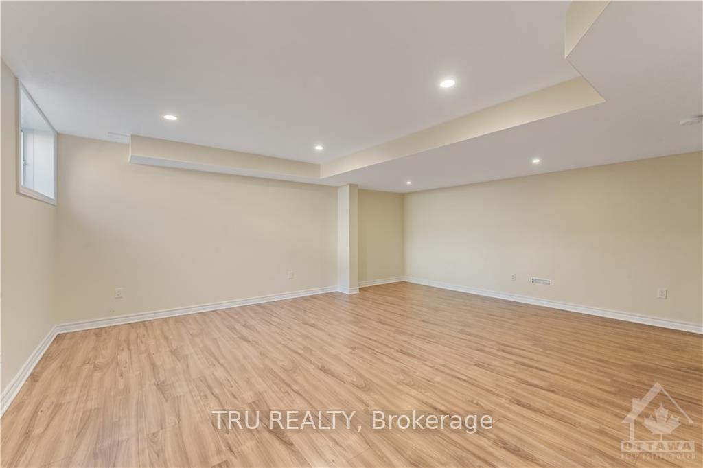Photo 26 of 328 Mirabeau Terrace, Ottawa, Avalon East — HOMEH