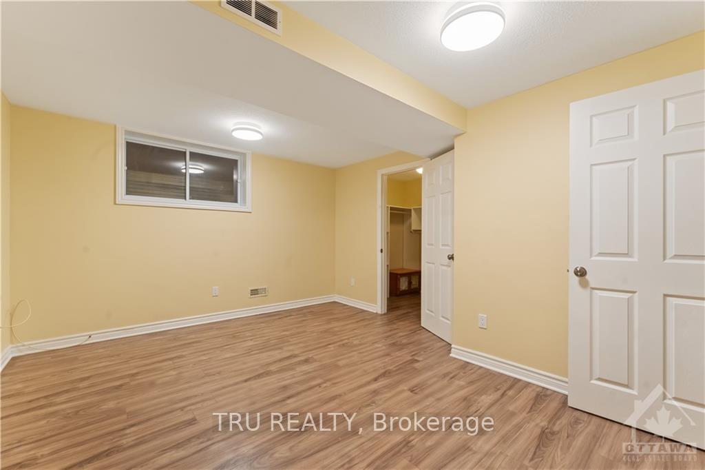 Photo 27 of 328 Mirabeau Terrace, Ottawa, Avalon East — HOMEH