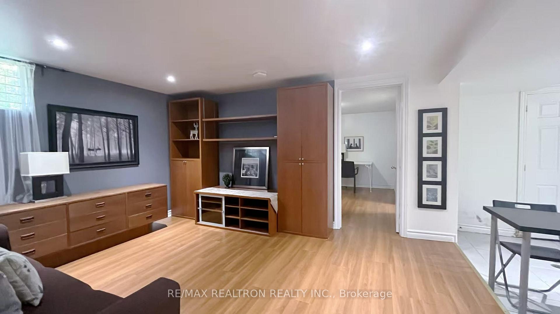 Photo 4 of Unit Bsmt, 2 Greyhound Drive, North York, Bayview Woods-Steeles — HOMEH