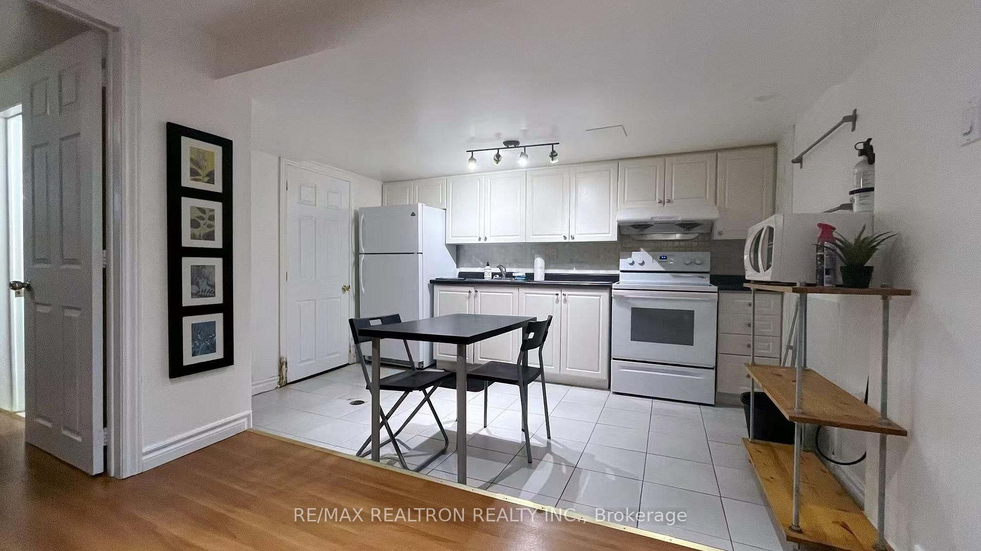 Photo 5 of Unit Bsmt, 2 Greyhound Drive, North York, Bayview Woods-Steeles — HOMEH