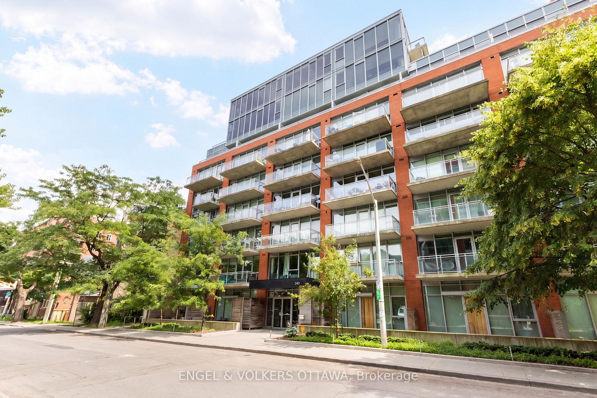 Front of Unit 935, 340 McLeod Street