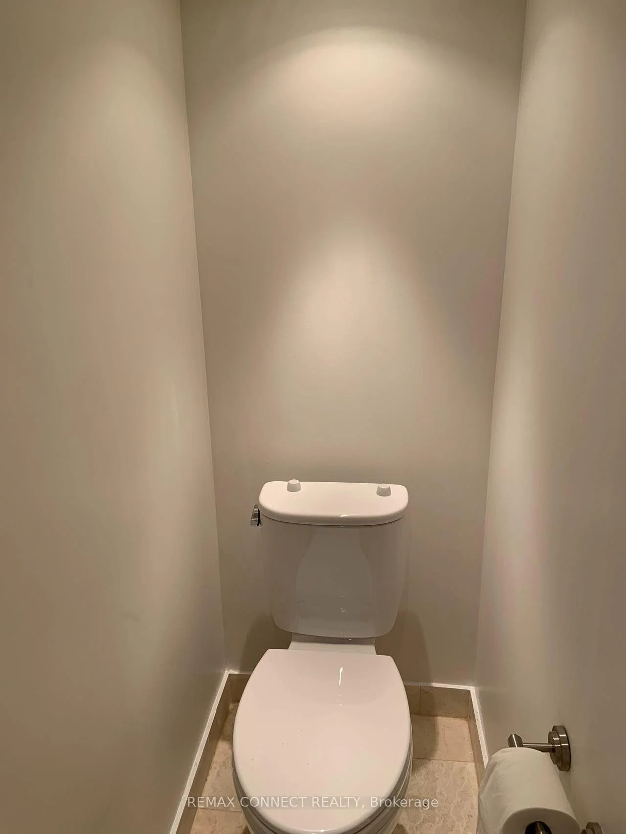 Photo 15 of Unit Lower, 123 Bedford Road, Toronto, The Annex — HOMEH