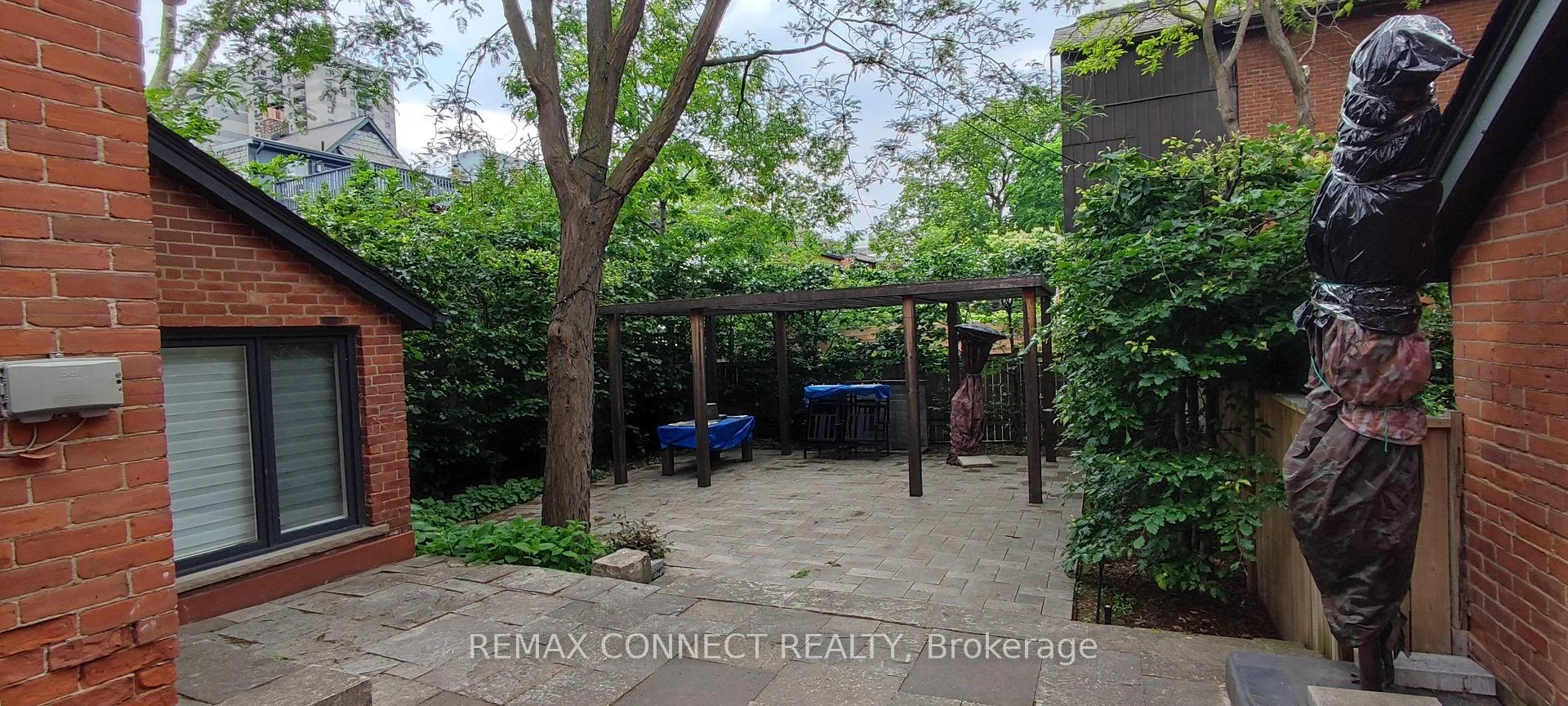 Photo 16 of Unit Lower, 123 Bedford Road, Toronto, The Annex — HOMEH