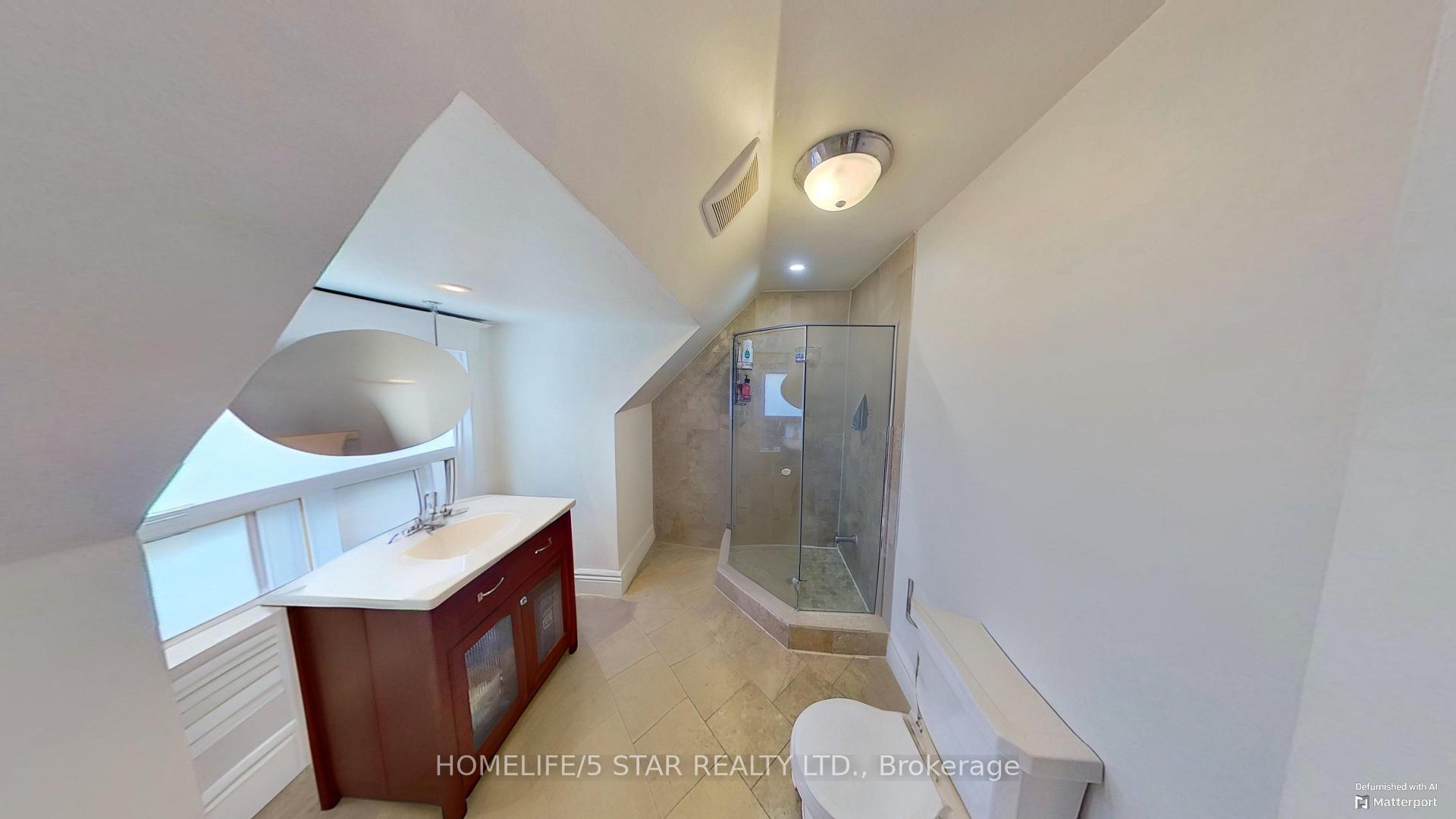 Photo 17 of Unit Apt 2, 21 Rusholme Park Crescent, Toronto, Little Portugal — HOMEH