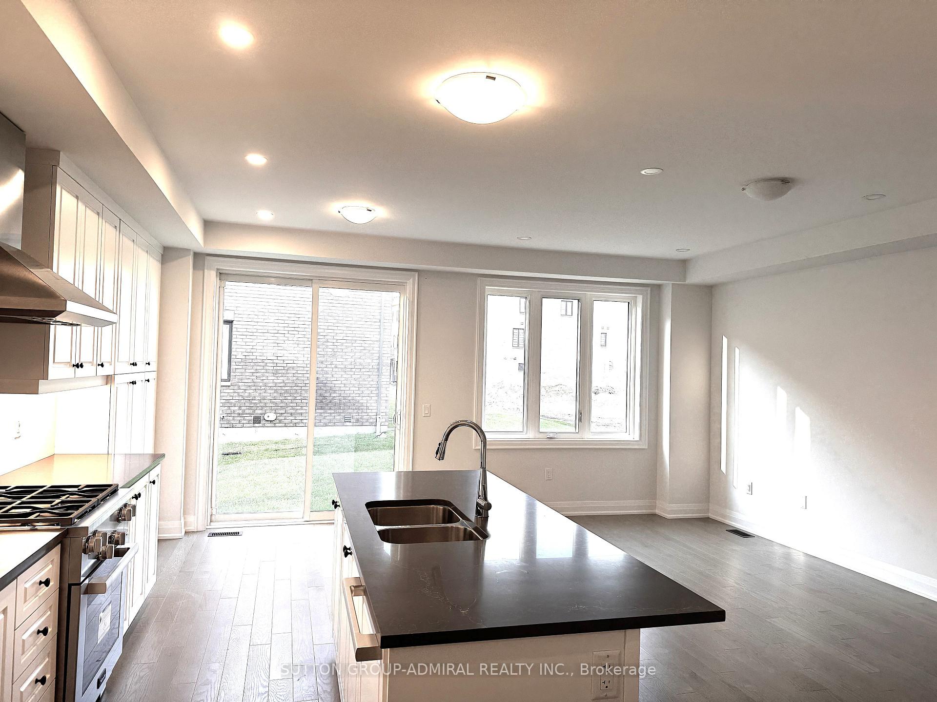 Photo 7 of 16 Donnacona Drive, Vaughan, Vellore Village — HOMEH