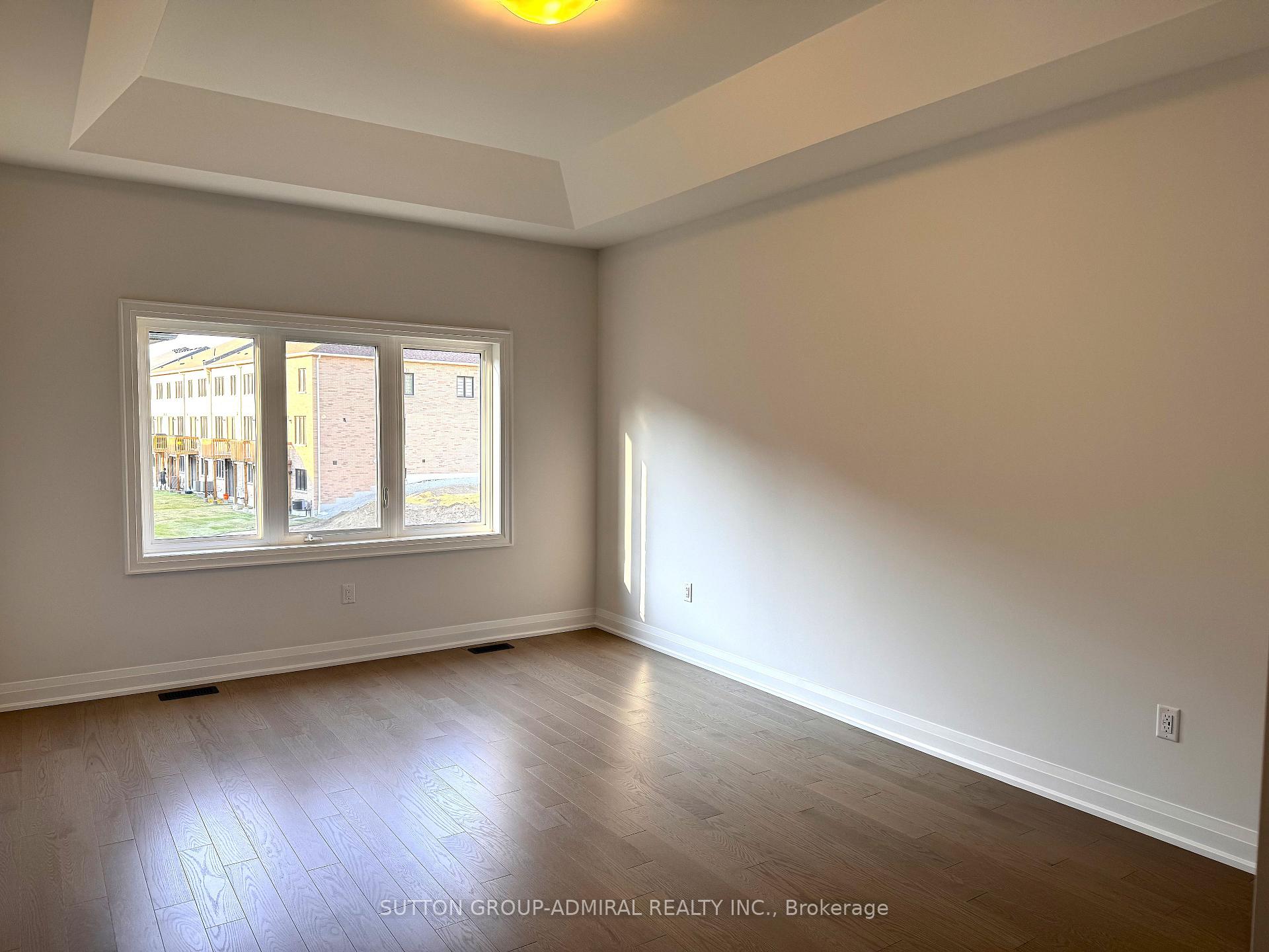 Photo 15 of 16 Donnacona Drive, Vaughan, Vellore Village — HOMEH