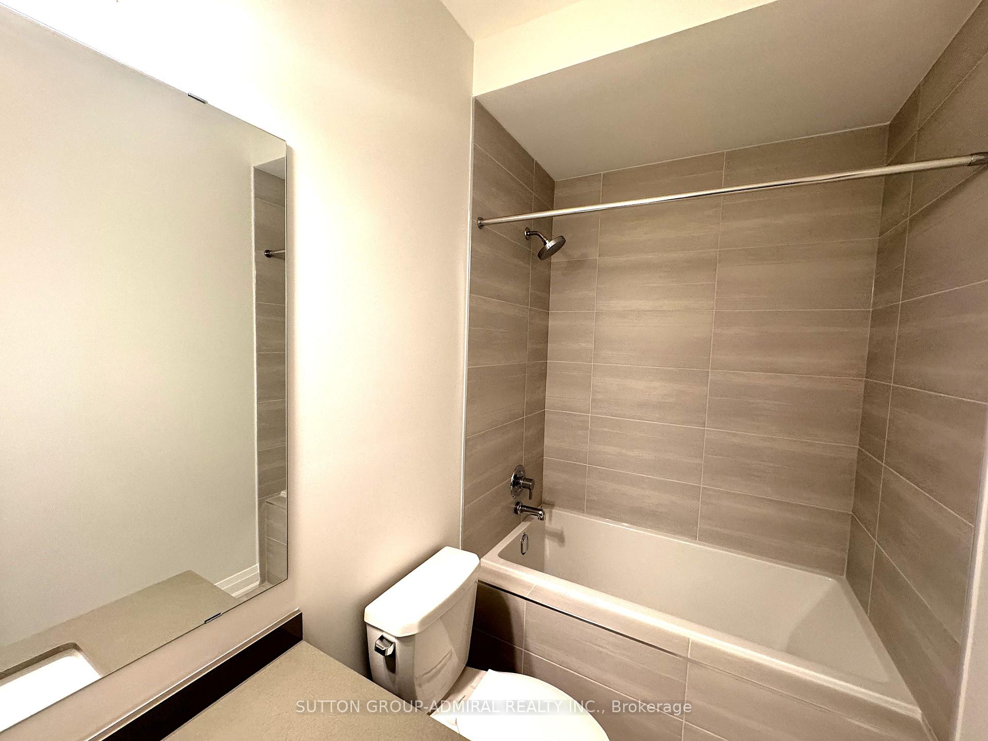 Photo 32 of 16 Donnacona Drive, Vaughan, Vellore Village — HOMEH
