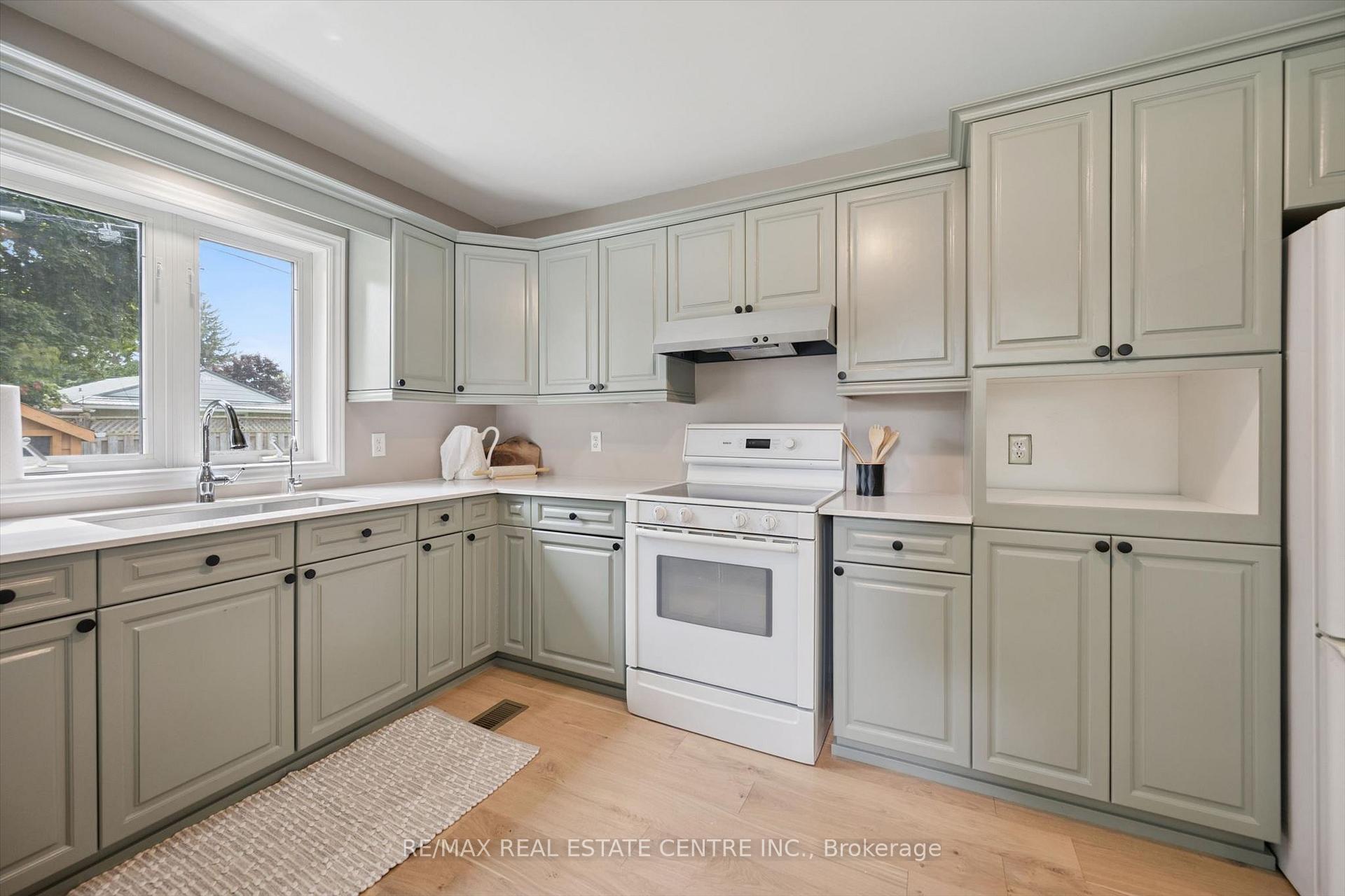 Photo 15 of 534 Bishop Street N, Cambridge, Lang's Farm — HOMEH