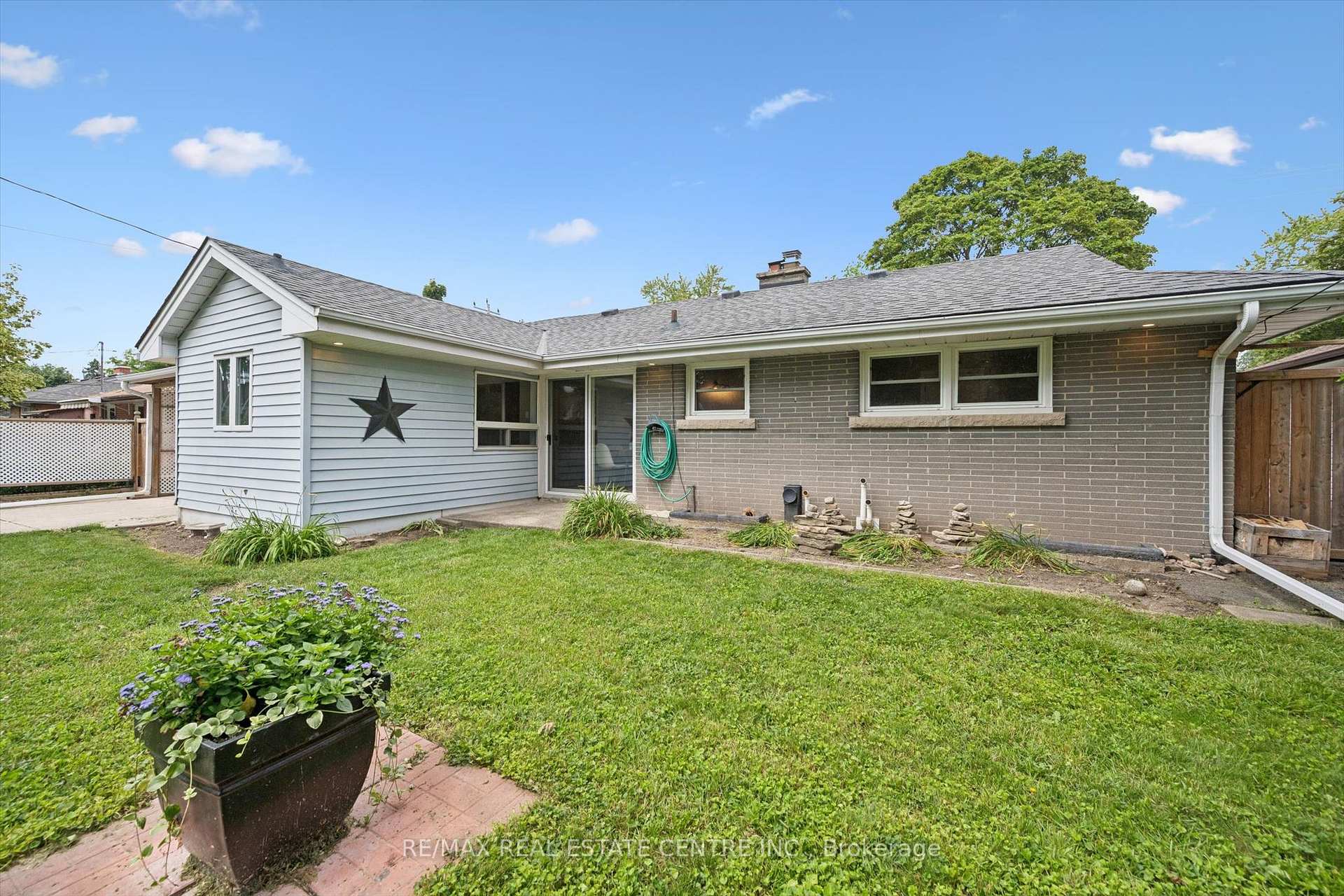 Photo 31 of 534 Bishop Street N, Cambridge, Lang's Farm — HOMEH