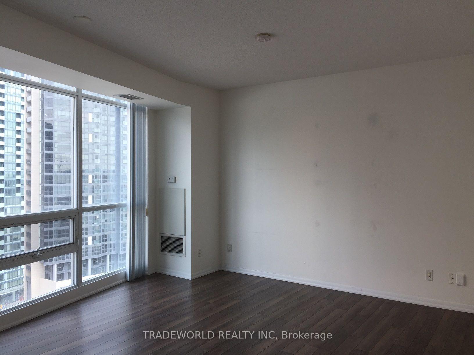 Photo 4 of Unit 1604, 18 Yonge Street, Toronto, Waterfront Communities — HOMEH