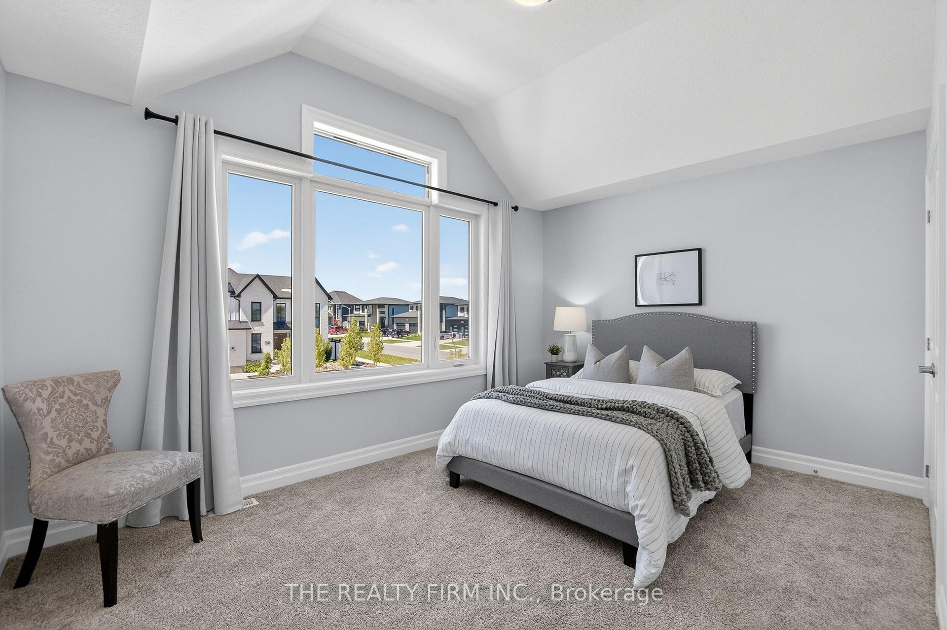 Photo 32 of 87 Daventry Way, Middlesex Centre, Komoka — HOMEH