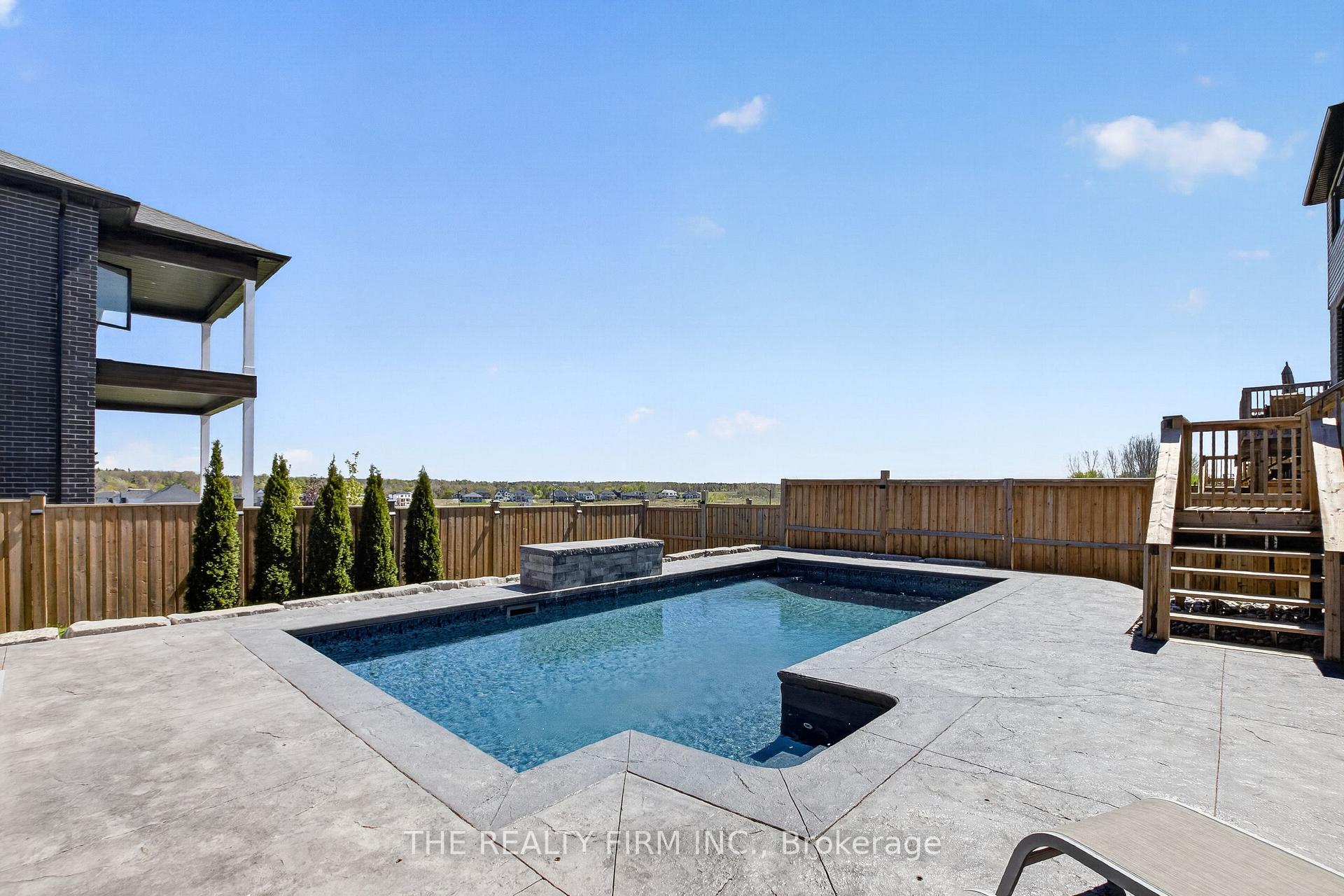 Photo 40 of 87 Daventry Way, Middlesex Centre, Komoka — HOMEH