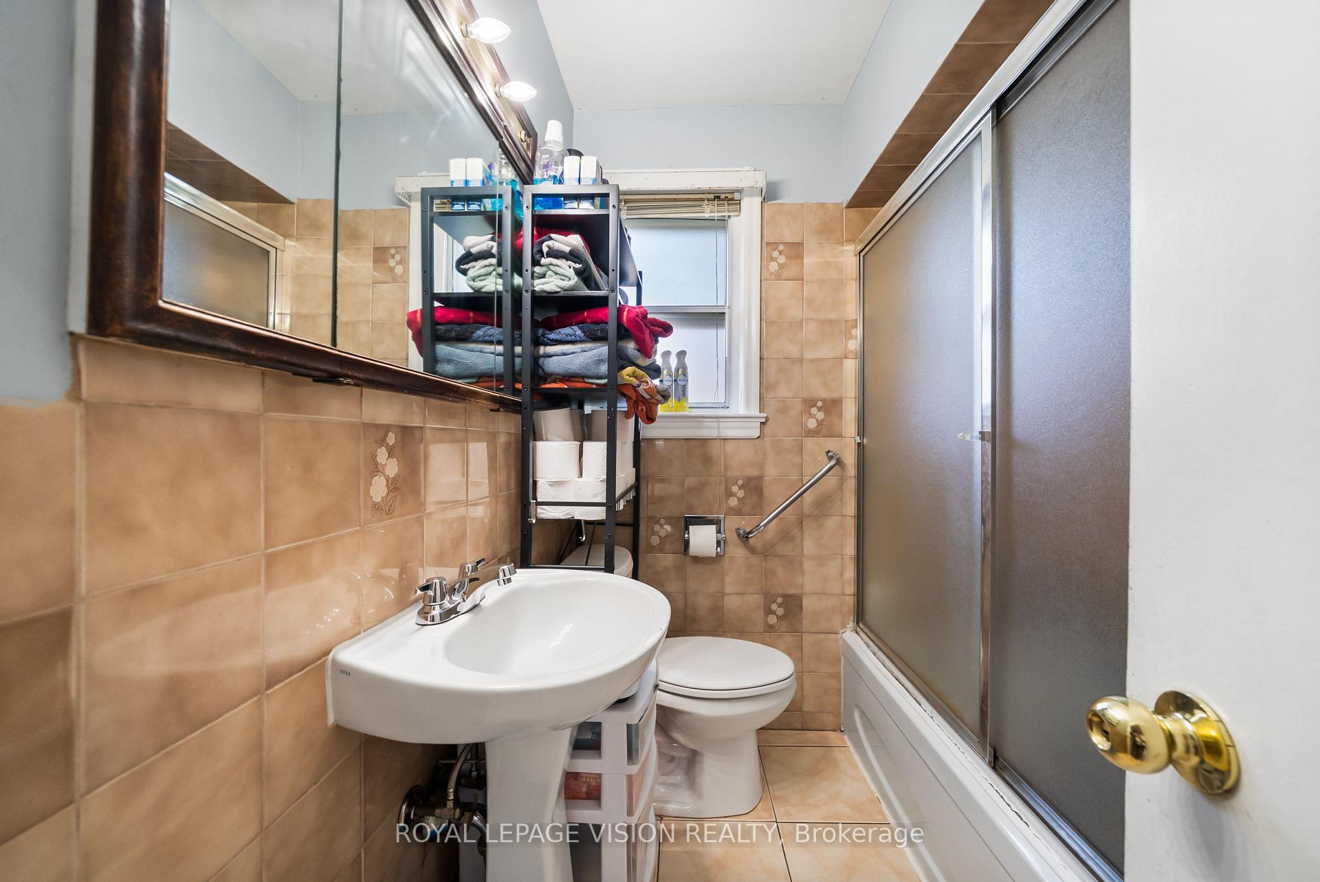Photo 15 of 73 Mccowan Road, Scarborough, Cliffcrest — HOMEH