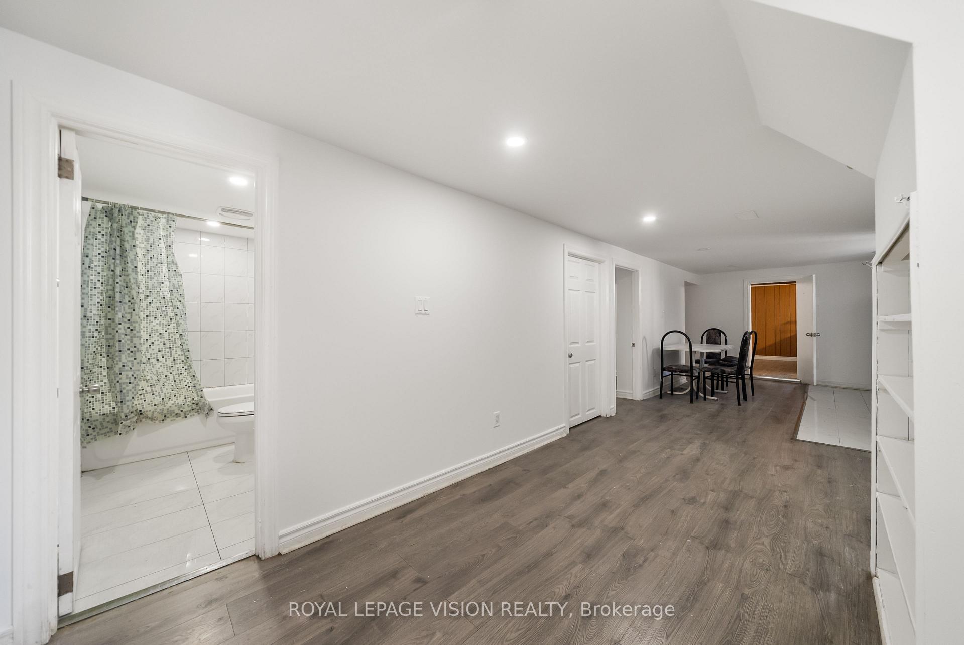 Photo 16 of 73 Mccowan Road, Scarborough, Cliffcrest — HOMEH