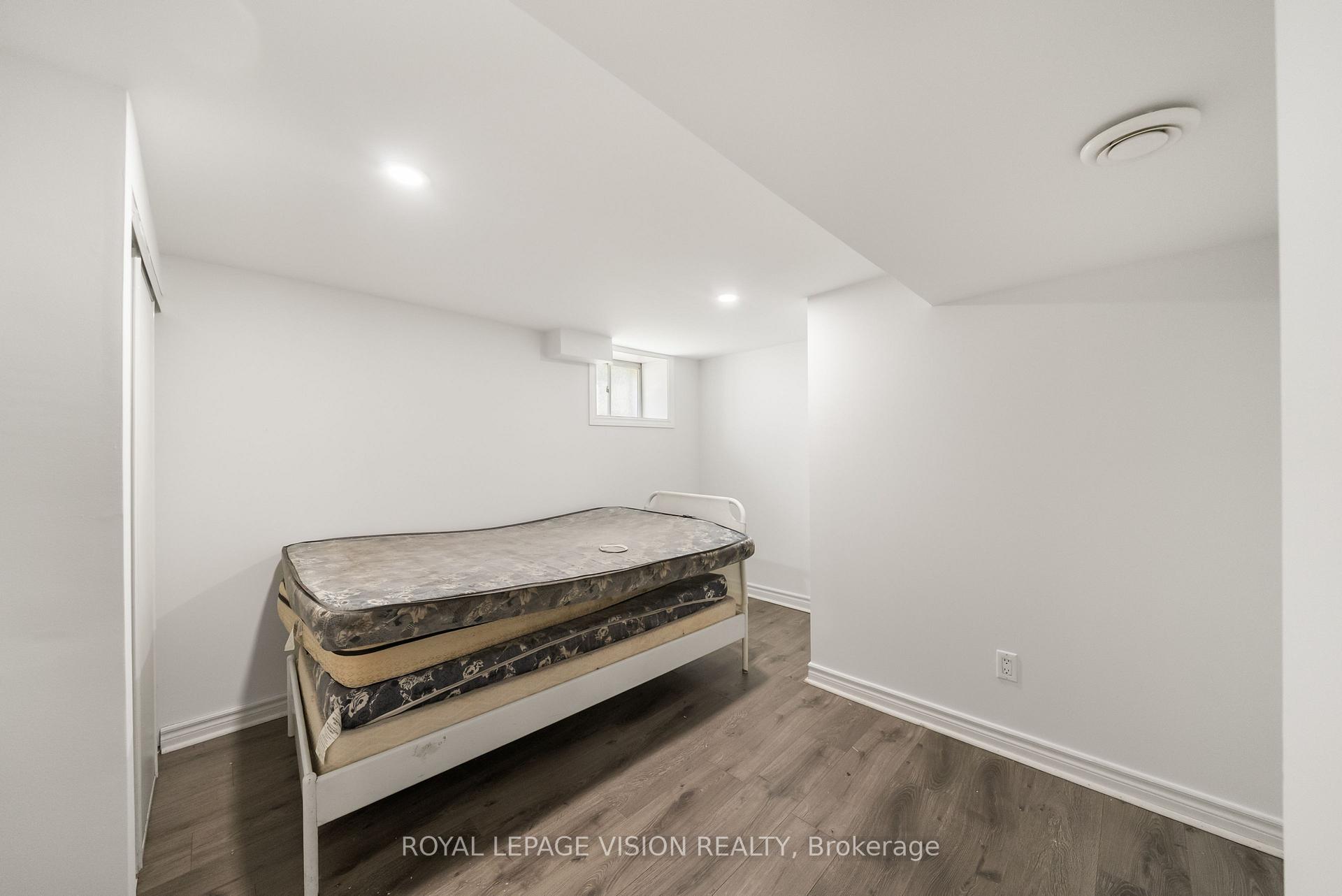 Photo 21 of 73 Mccowan Road, Scarborough, Cliffcrest — HOMEH