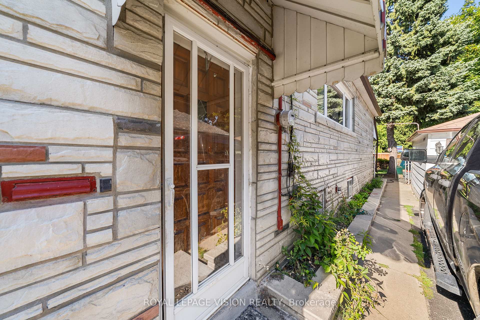 Photo 26 of 73 Mccowan Road, Scarborough, Cliffcrest — HOMEH