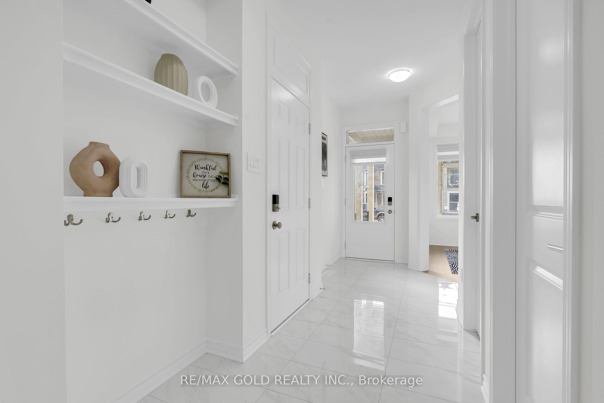 Photo 10 of 287 Gordon Krantz Avenue, Milton, Walker — HOMEH
