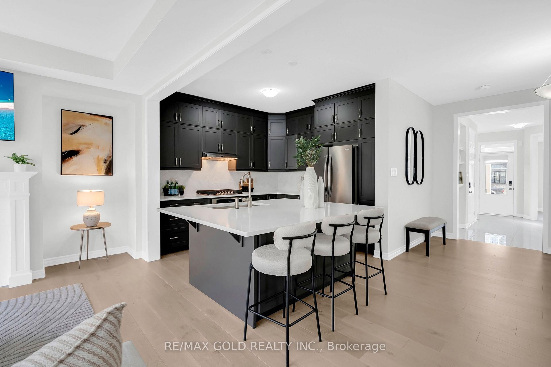 Photo 14 of 287 Gordon Krantz Avenue, Milton, Walker — HOMEH