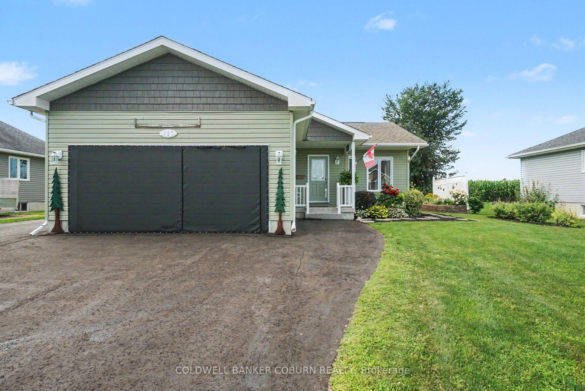 Photo 3 of 127 Elizabeth Drive, North Dundas, Chesterville — HOMEH