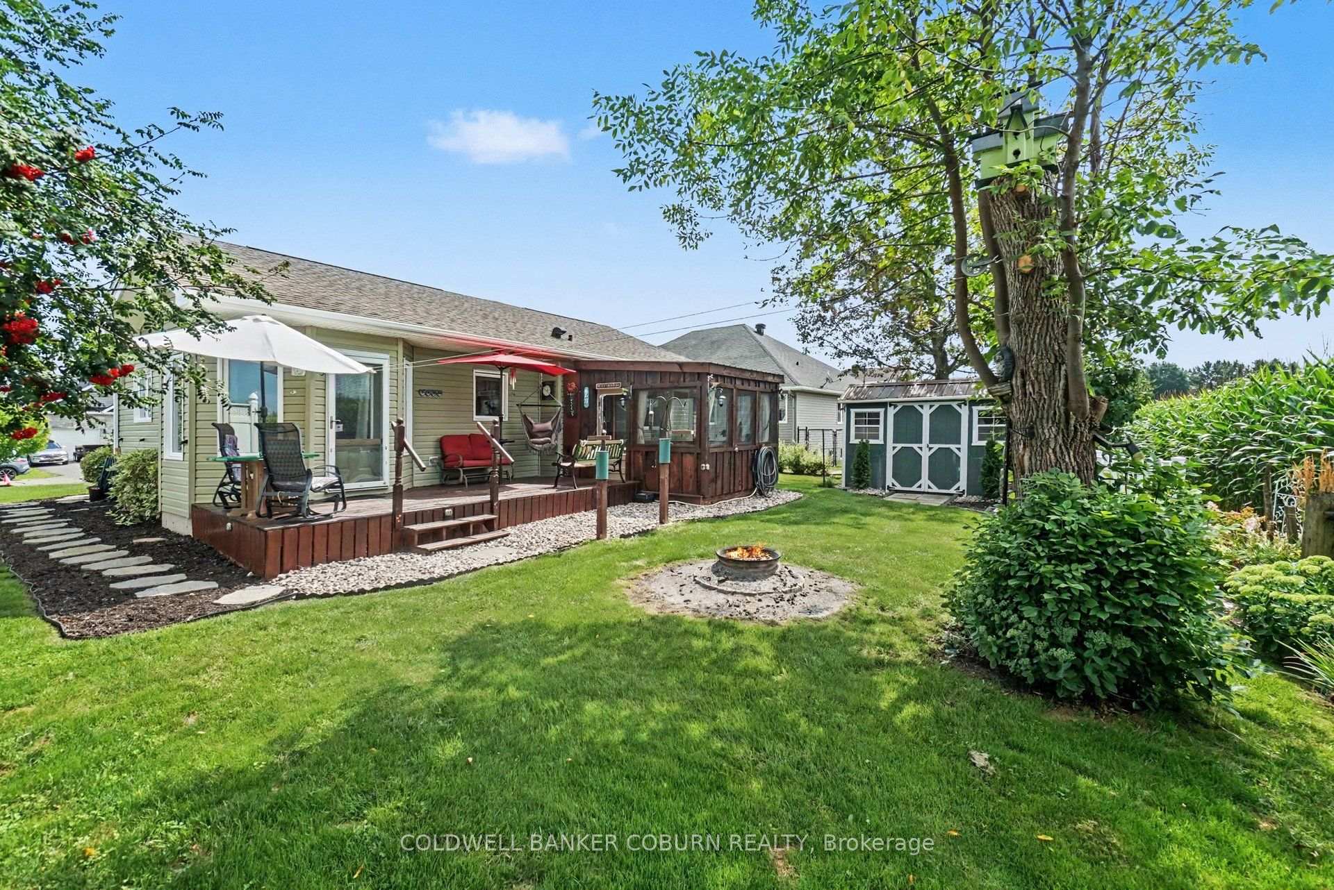 Photo 5 of 127 Elizabeth Drive, North Dundas, Chesterville — HOMEH