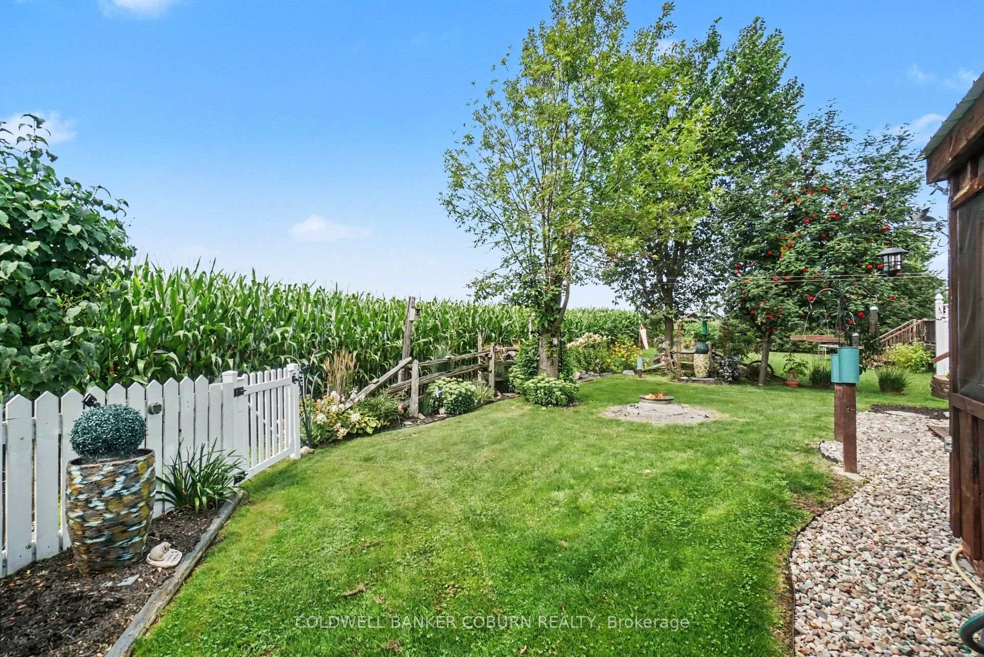 Photo 8 of 127 Elizabeth Drive, North Dundas, Chesterville — HOMEH