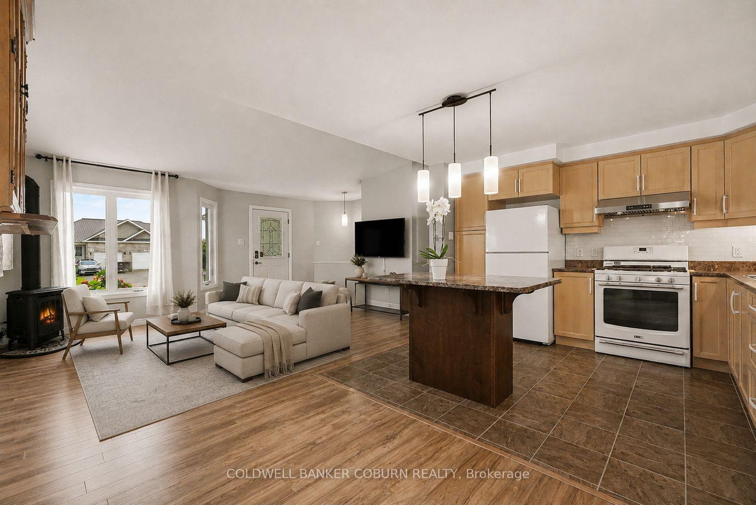 Photo 13 of 127 Elizabeth Drive, North Dundas, Chesterville — HOMEH