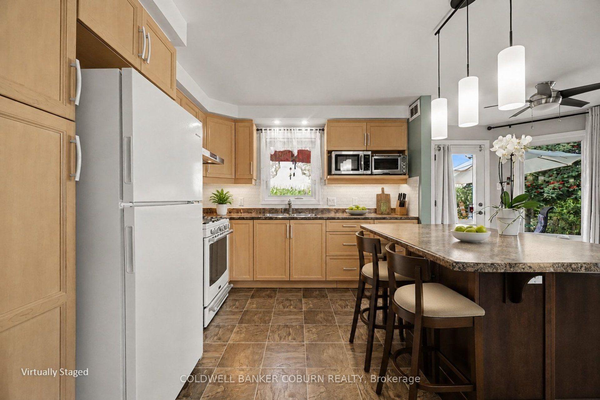 Photo 15 of 127 Elizabeth Drive, North Dundas, Chesterville — HOMEH