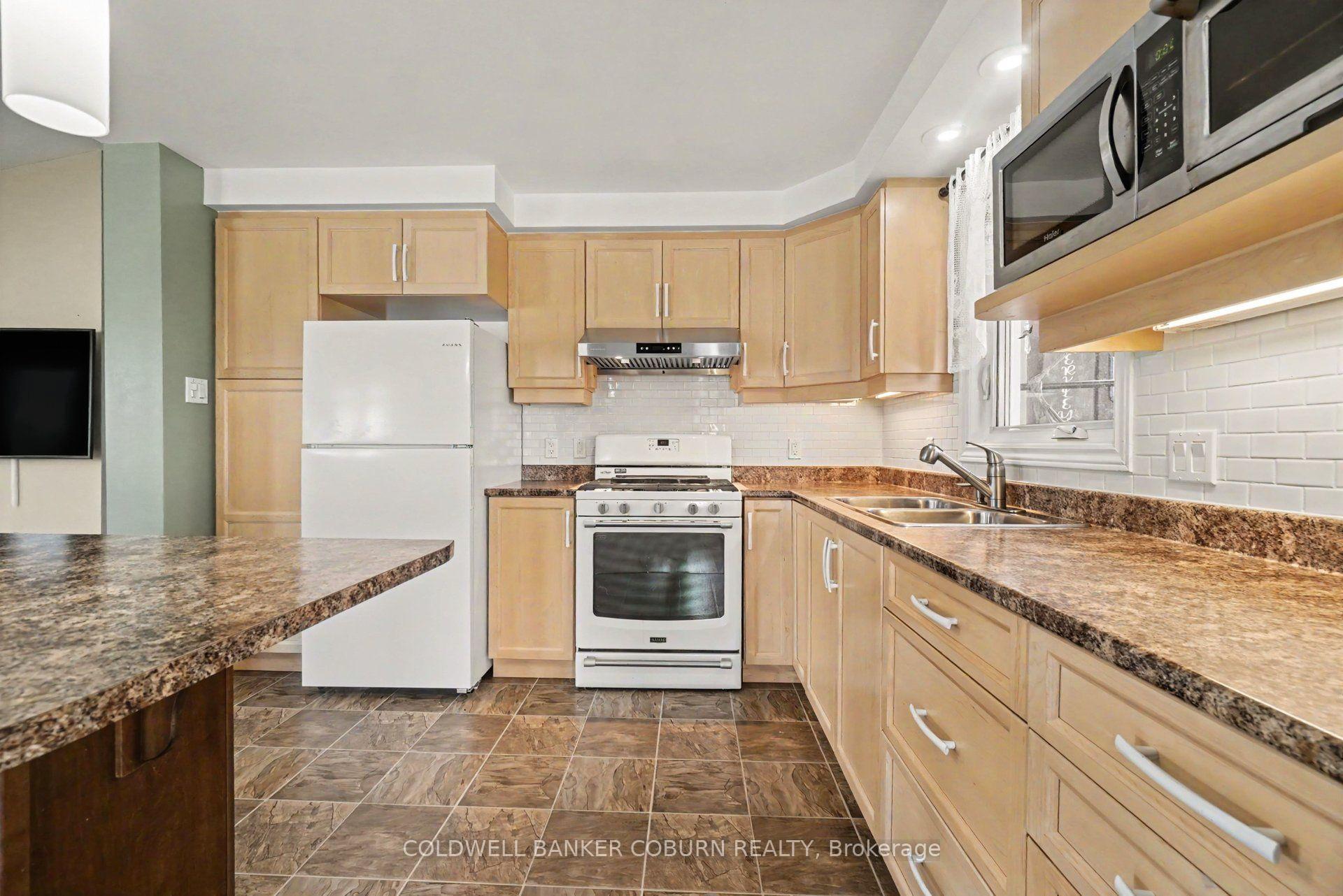 Photo 22 of 127 Elizabeth Drive, North Dundas, Chesterville — HOMEH