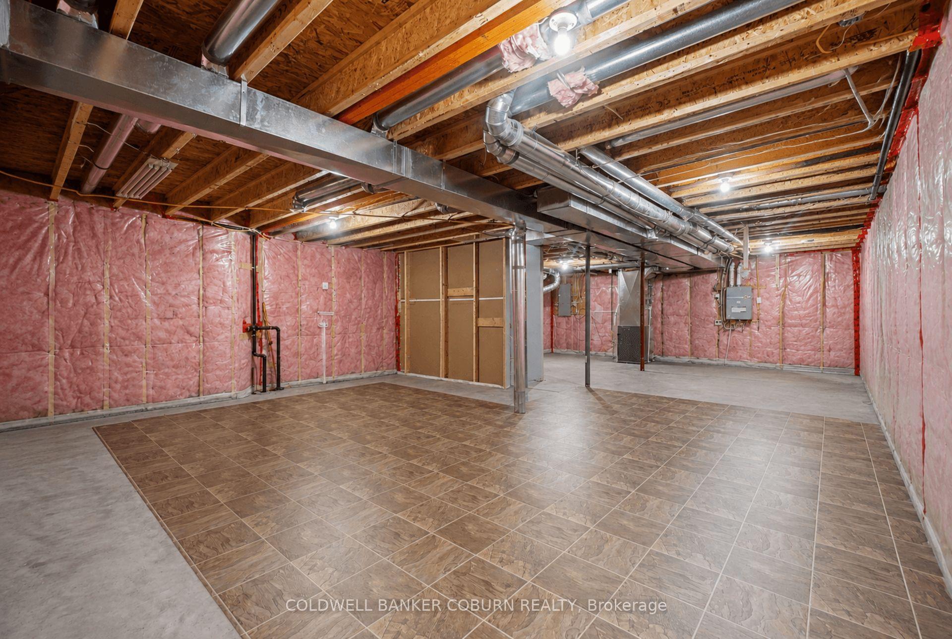 Photo 33 of 127 Elizabeth Drive, North Dundas, Chesterville — HOMEH