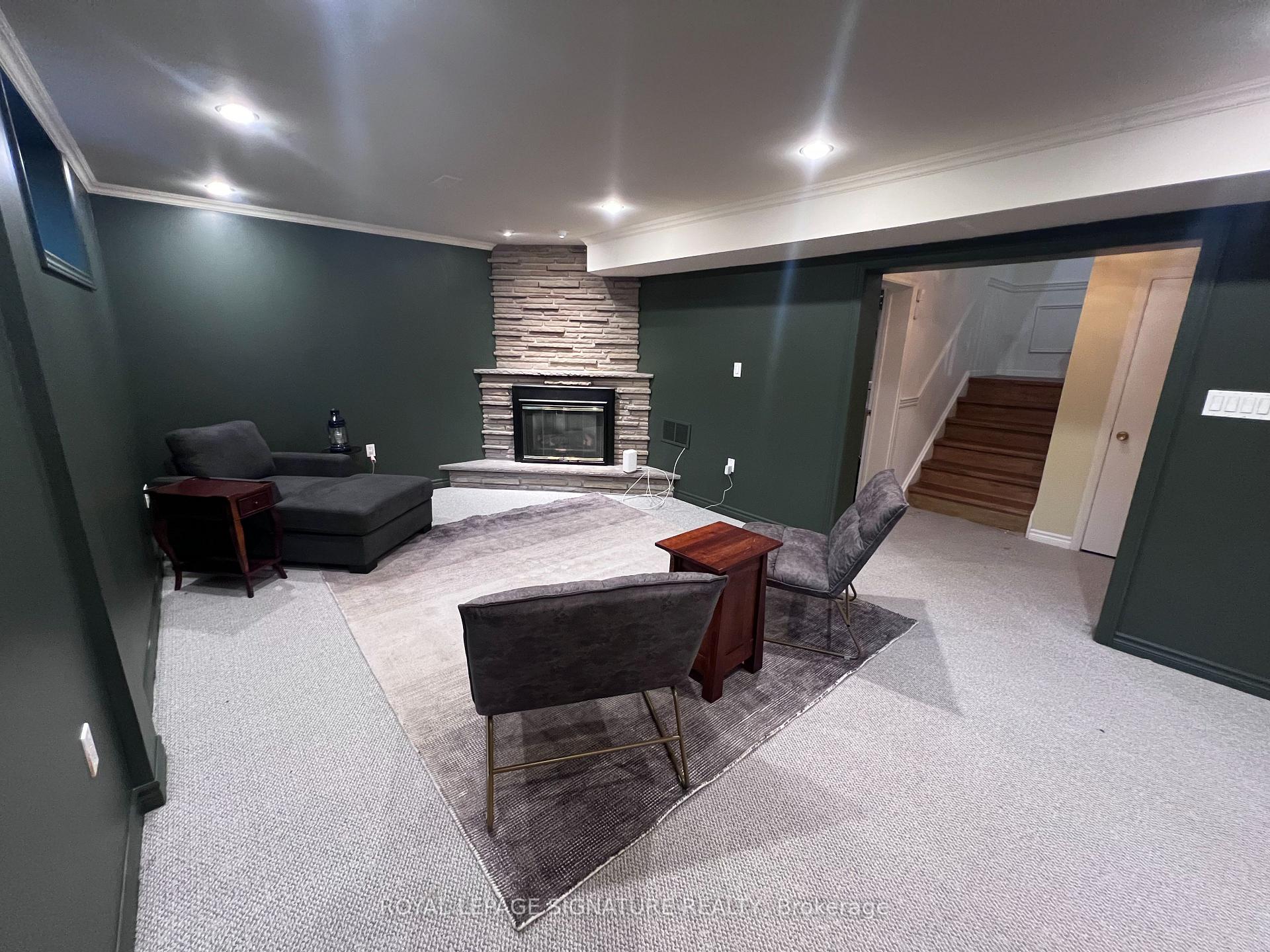 Photo 27 of 195 Upper Canada Drive, North York, St. Andrew-Windfields — HOMEH
