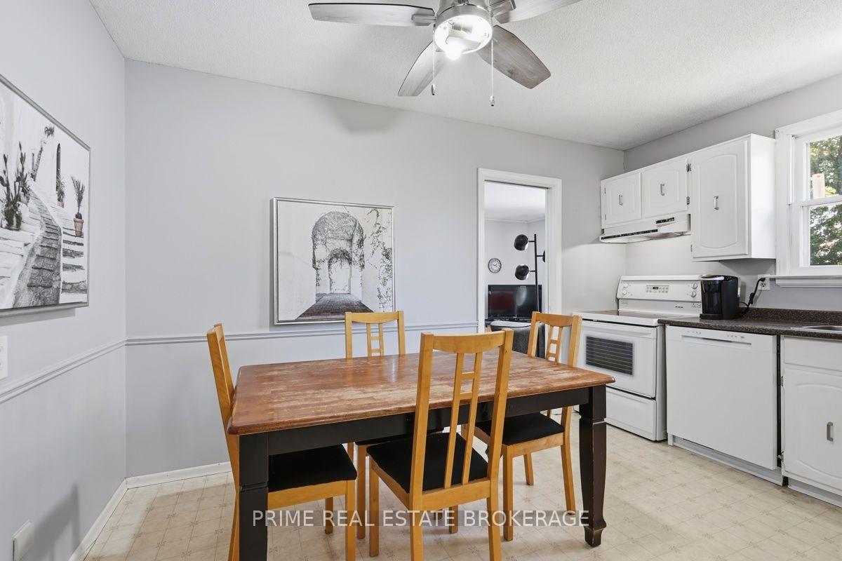 Photo 13 of 686 Barclay Road, London, South M — HOMEH
