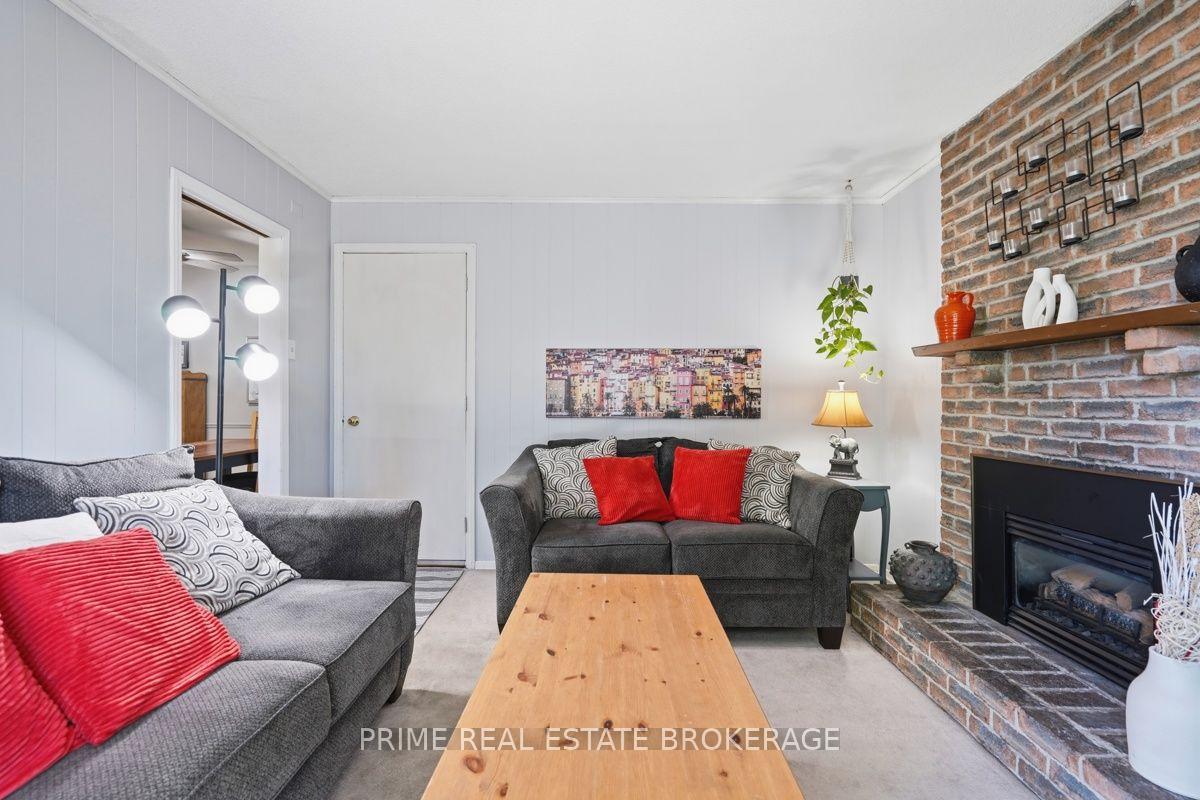 Photo 15 of 686 Barclay Road, London, South M — HOMEH