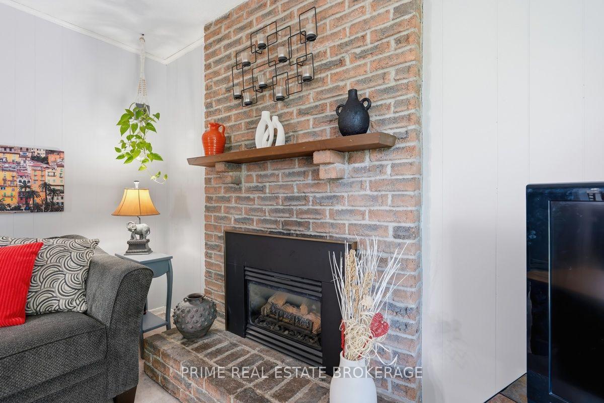 Photo 16 of 686 Barclay Road, London, South M — HOMEH