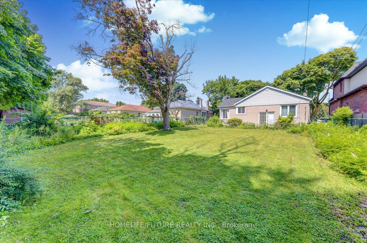 Photo 18 of Unit BSMT, 53 Dennett Drive, Scarborough, Agincourt South-Malvern West — HOMEH