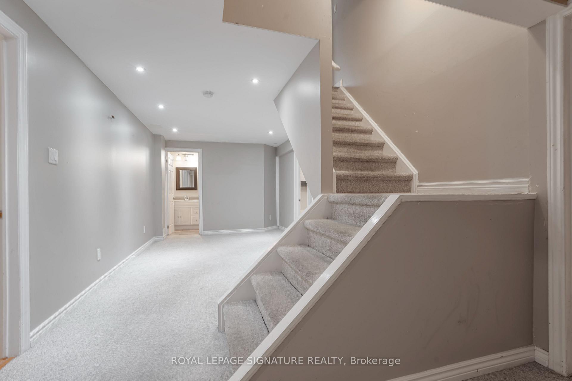 Photo 20 of 94 Niagara Drive, Oshawa, Samac — HOMEH
