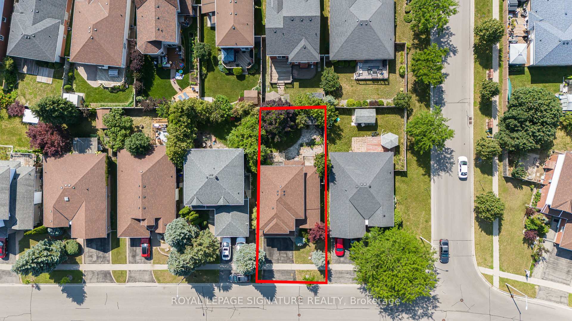 Photo 31 of 94 Niagara Drive, Oshawa, Samac — HOMEH
