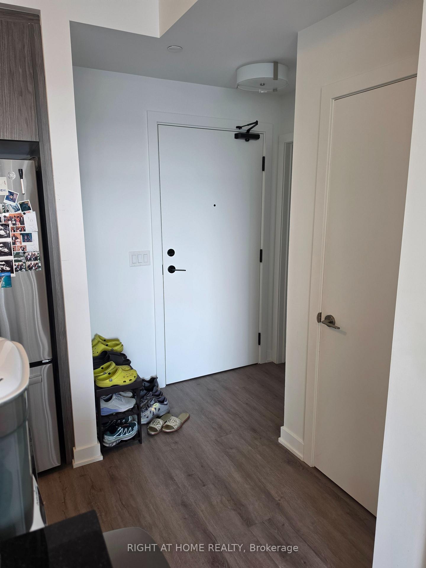 Photo 1 of Unit 405, 600 North Service Road, Hamilton, Lakeshore — HOMEH