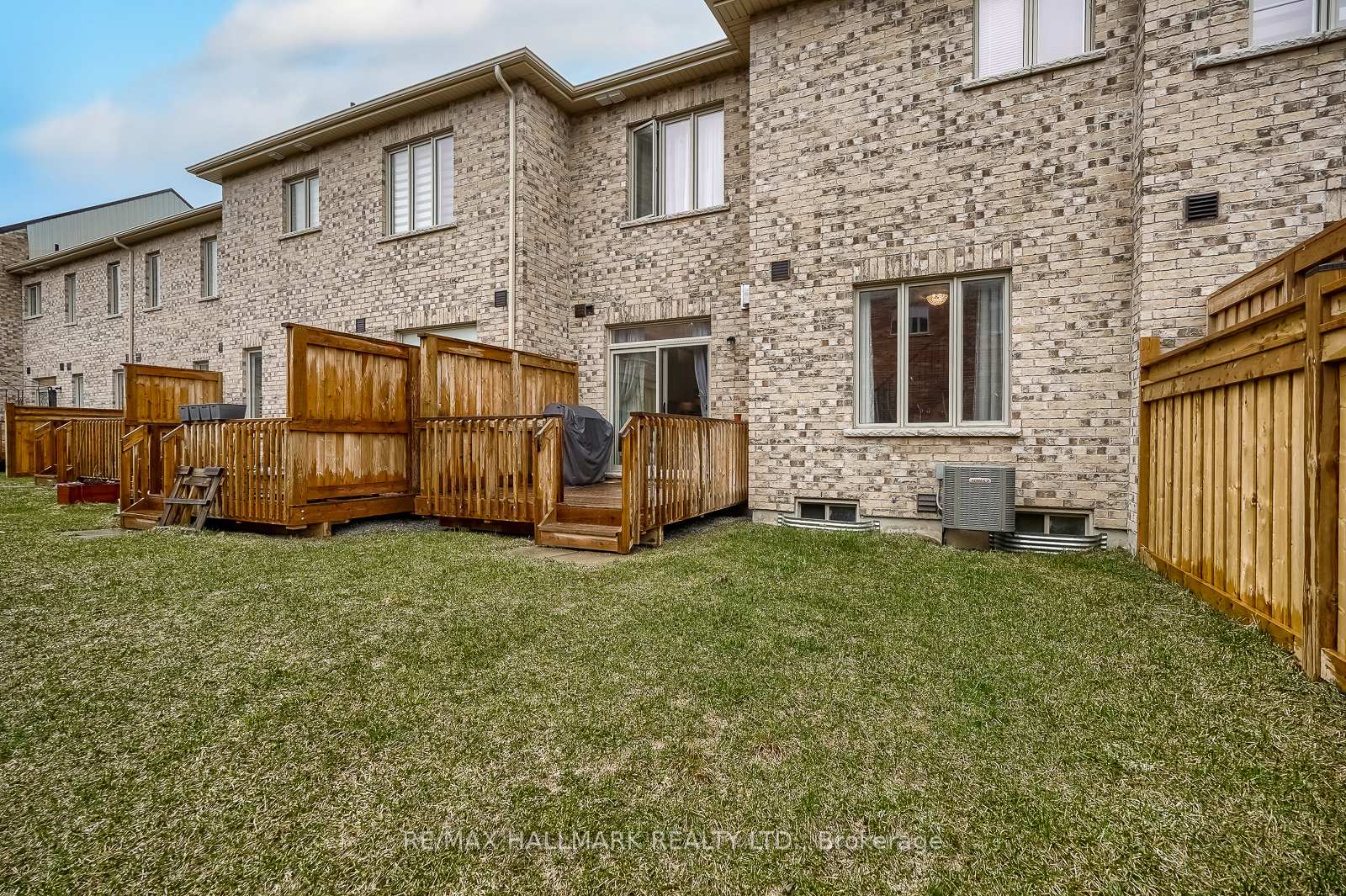 Photo 41 of 4 Hickling Lane, Ajax, Northwest Ajax — HOMEH
