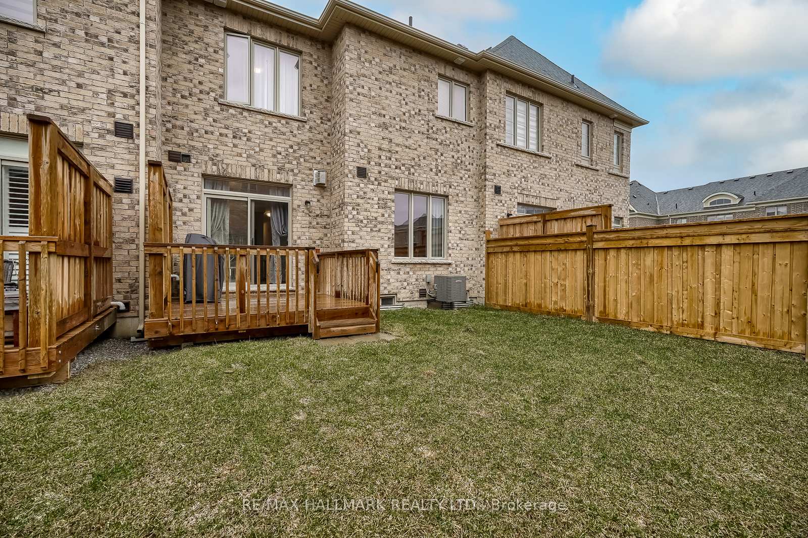 Photo 42 of 4 Hickling Lane, Ajax, Northwest Ajax — HOMEH