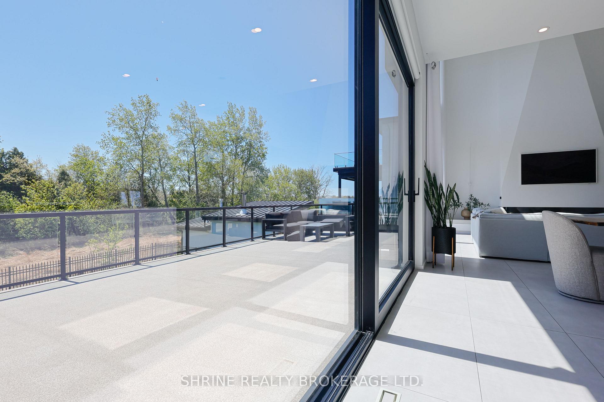 Photo 17 of 228 Edgewater Boulevard, Middlesex Centre, Kilworth — HOMEH