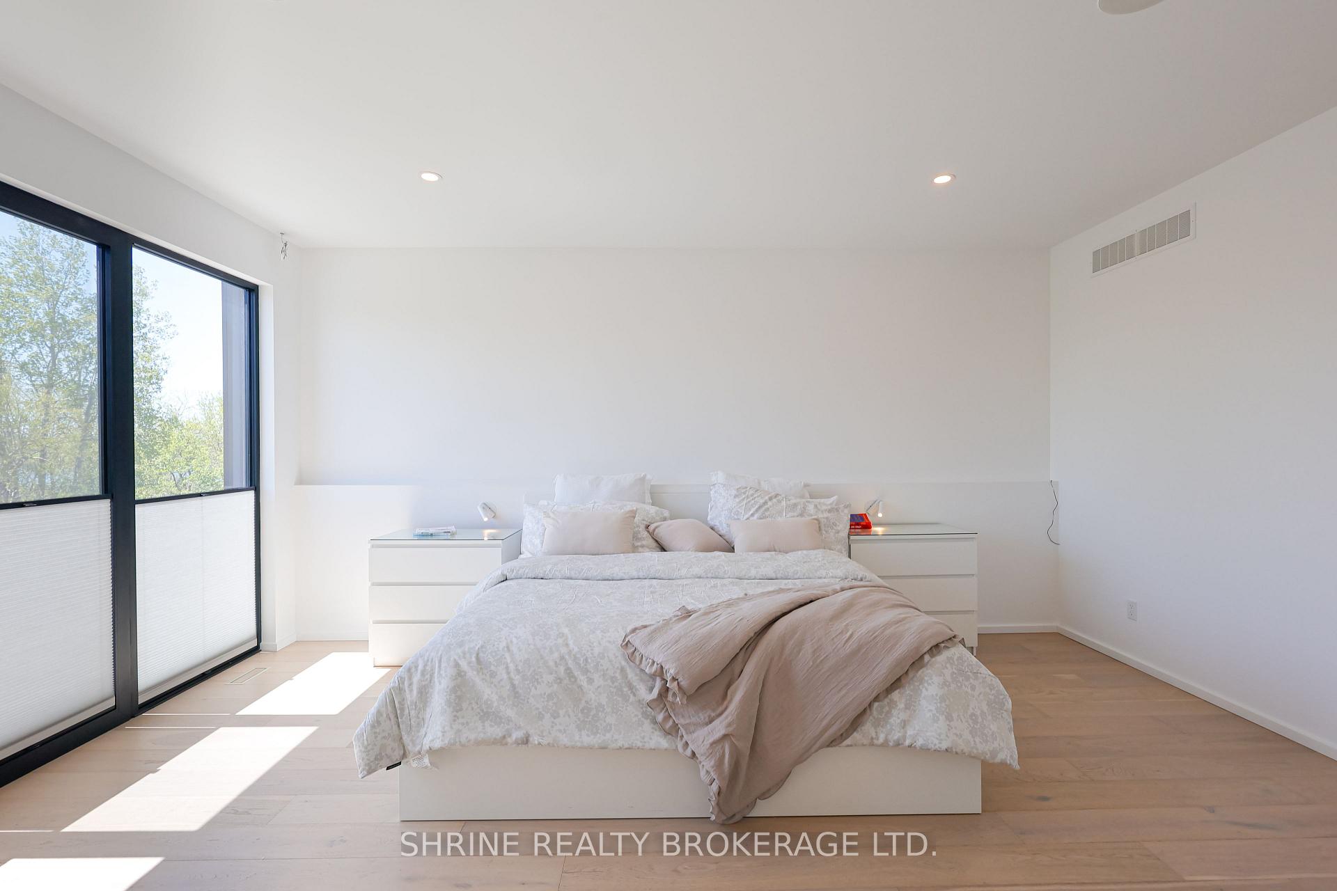 Photo 23 of 228 Edgewater Boulevard, Middlesex Centre, Kilworth — HOMEH