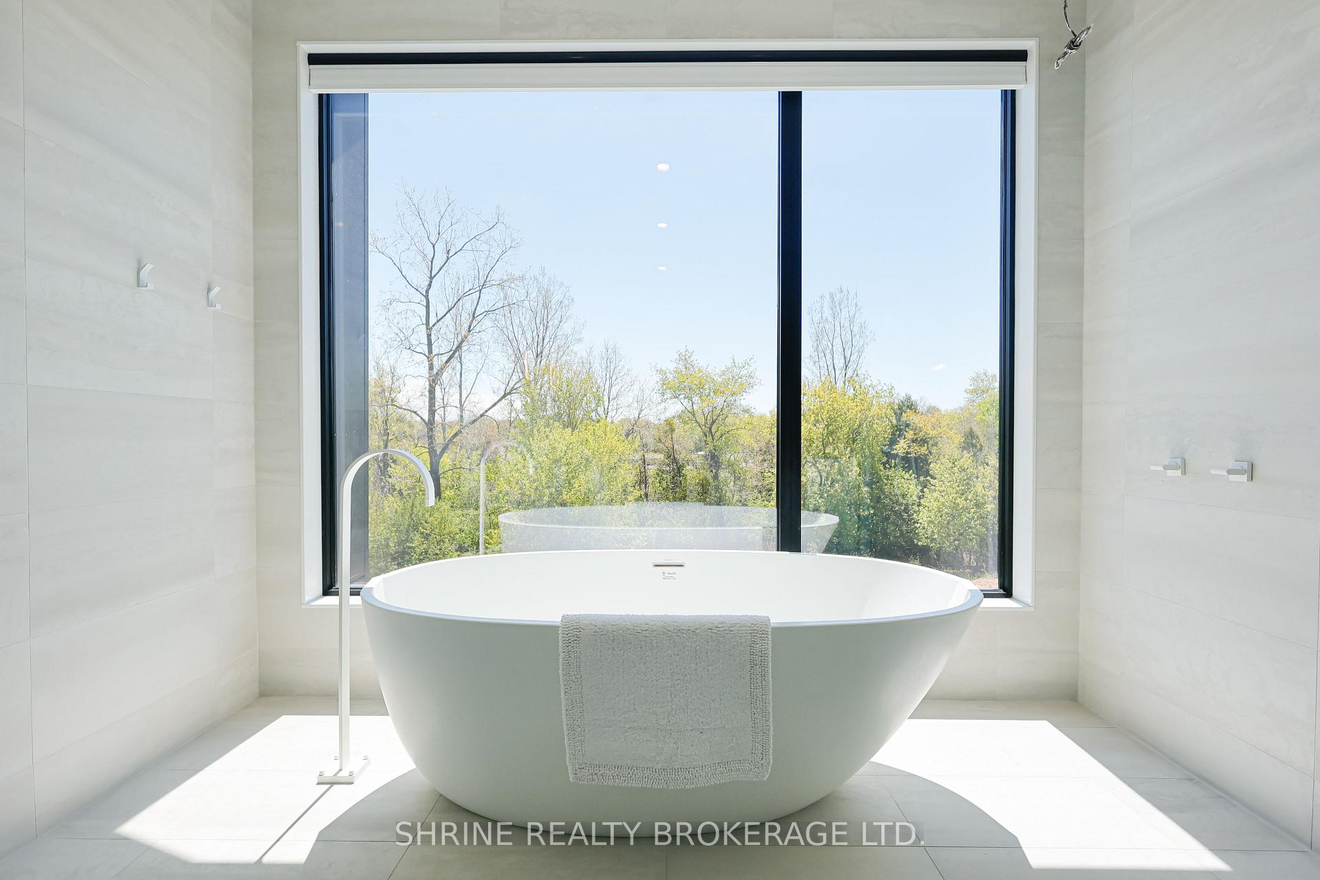 Photo 28 of 228 Edgewater Boulevard, Middlesex Centre, Kilworth — HOMEH