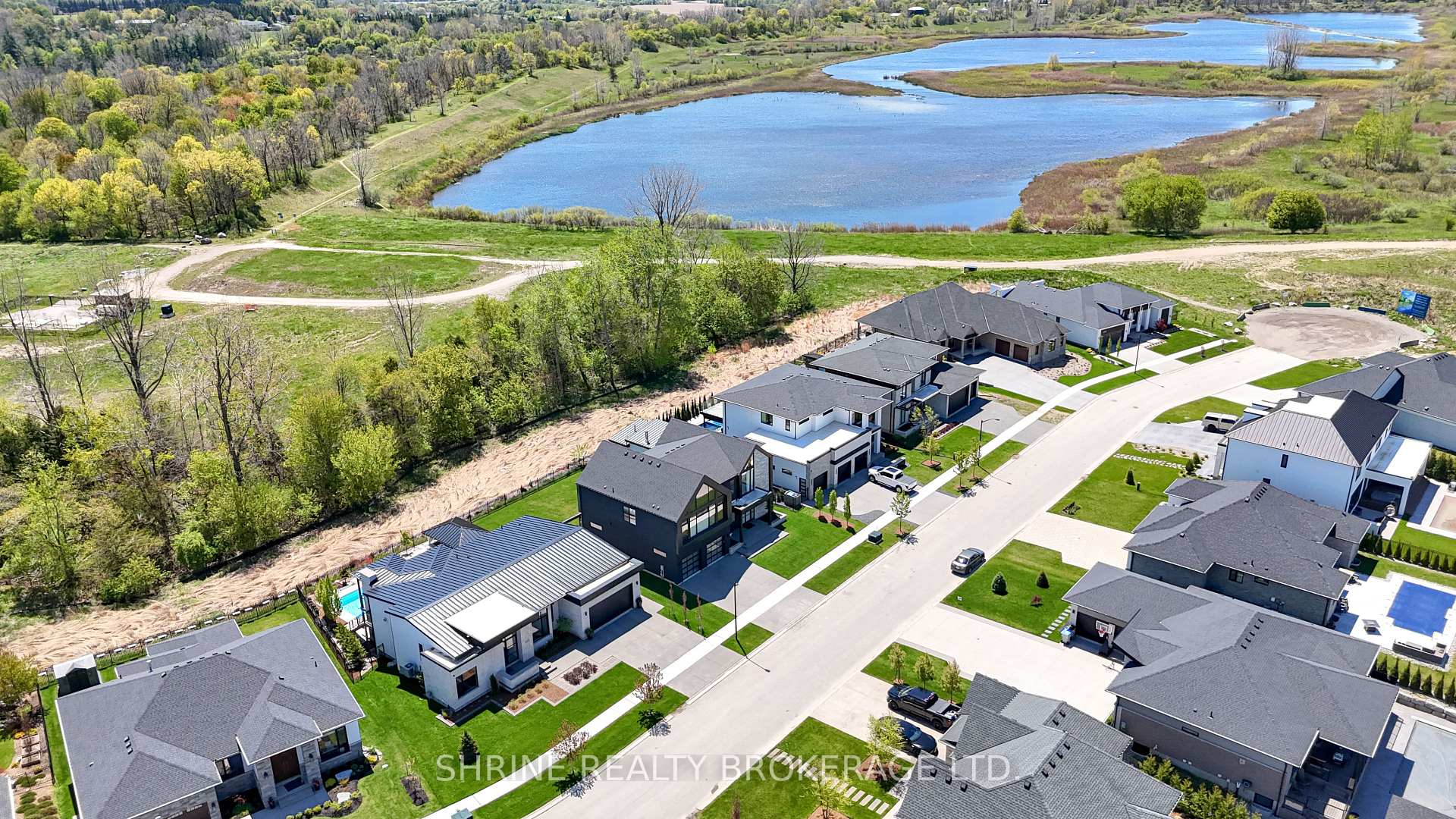 Photo 46 of 228 Edgewater Boulevard, Middlesex Centre, Kilworth — HOMEH