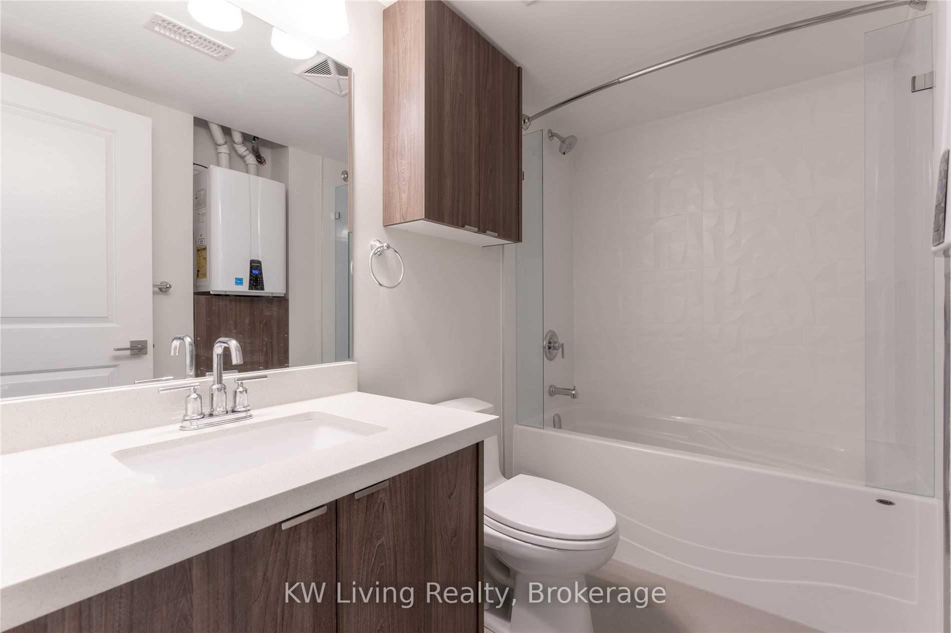 Photo 9 of Unit 4, 64 Overton Crescent, North York, Banbury-Don Mills — HOMEH